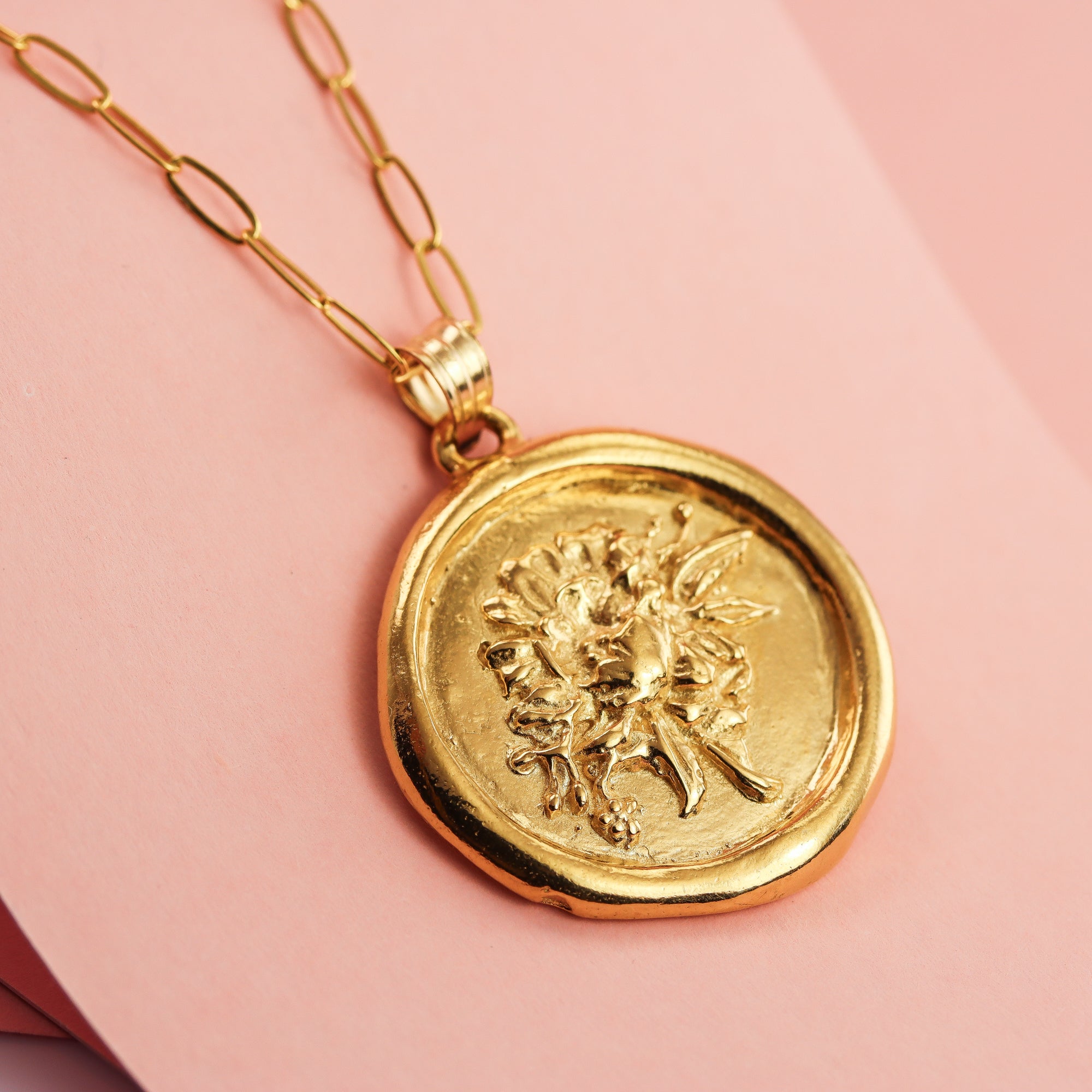 Star and Crown Wax Seal Necklace in Gold Vermeil - fashion Aim High wax seal pendant - 136G