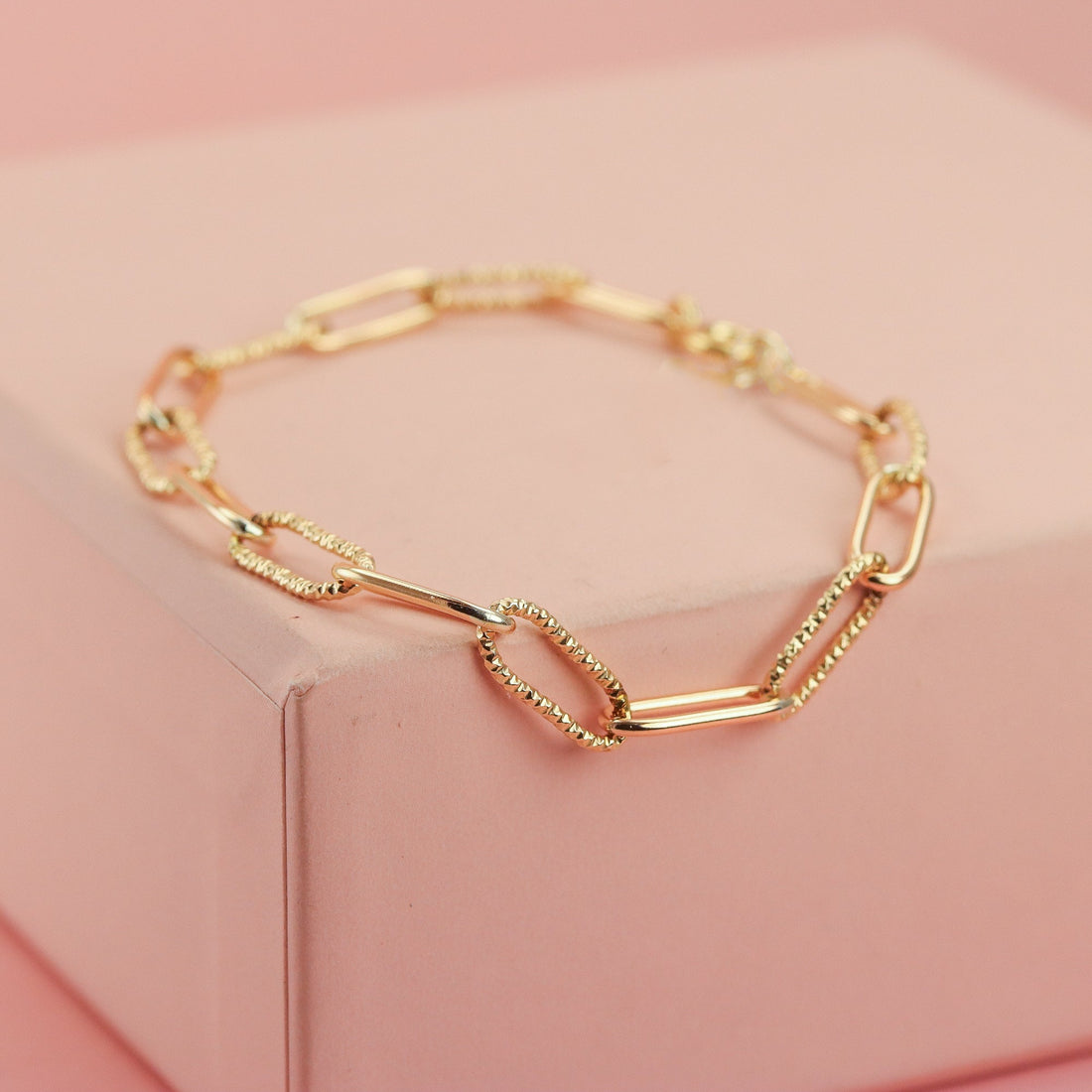 Chunky Paperclip Chain Bracelet in Gold