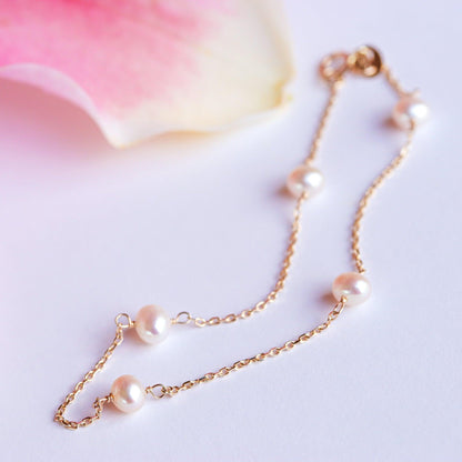 Dainty 14K Pearl Bracelet