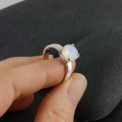 Moonstone Ring in Sterling Silver