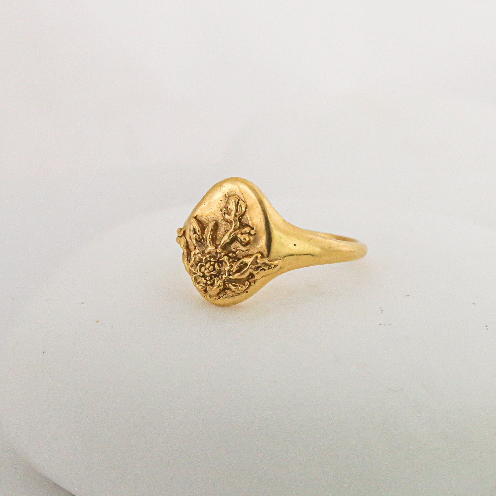 Signet Ring with Roses