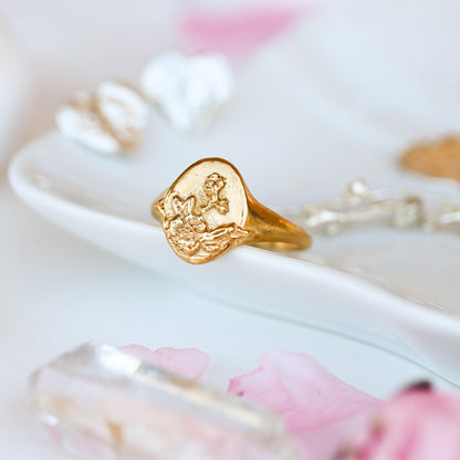 Signet Ring with Roses