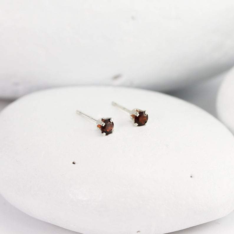 Tiny Red Garnet Stud Earrings