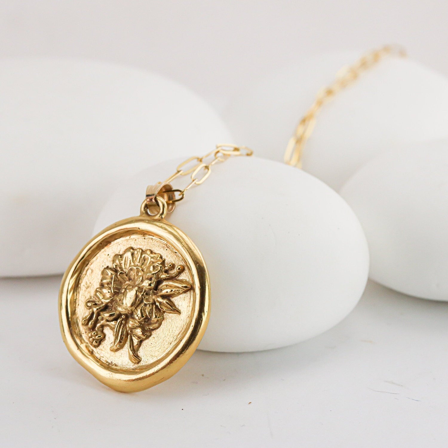 Wax Seal Peony Necklace