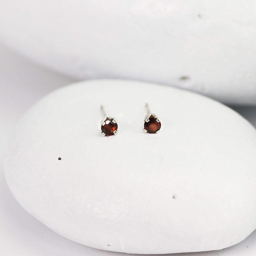 Tiny Red Garnet Stud Earrings